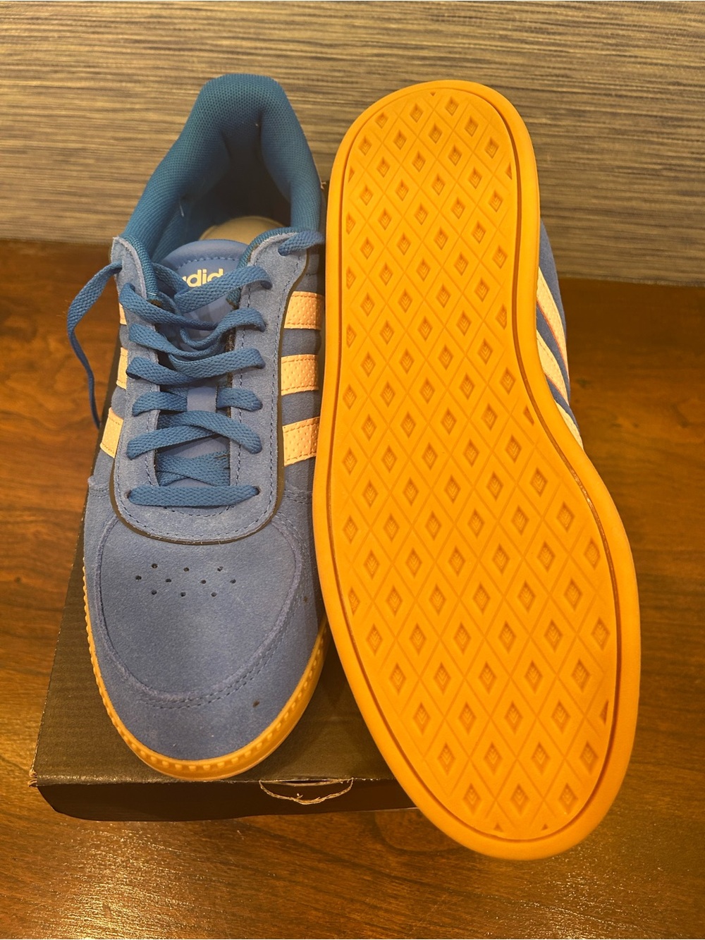 NWT adidas womens Blue Suede Sneakers pink breaknet sleek - Picture 4 of 5